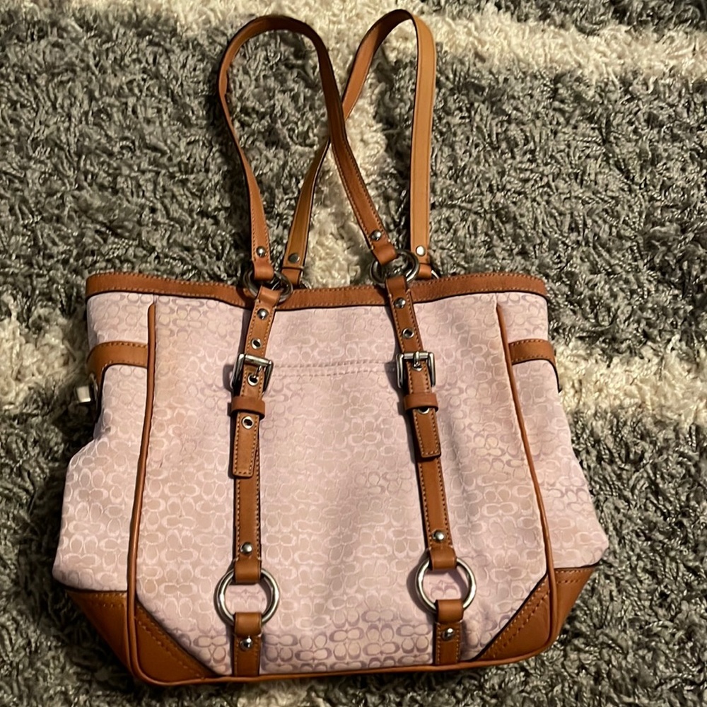 Coach zip up purse